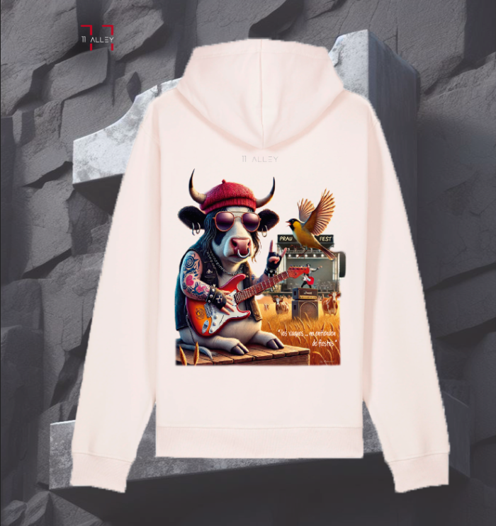 sudadera de algodón organico con bolso frontal impresa con una vaca de concierto