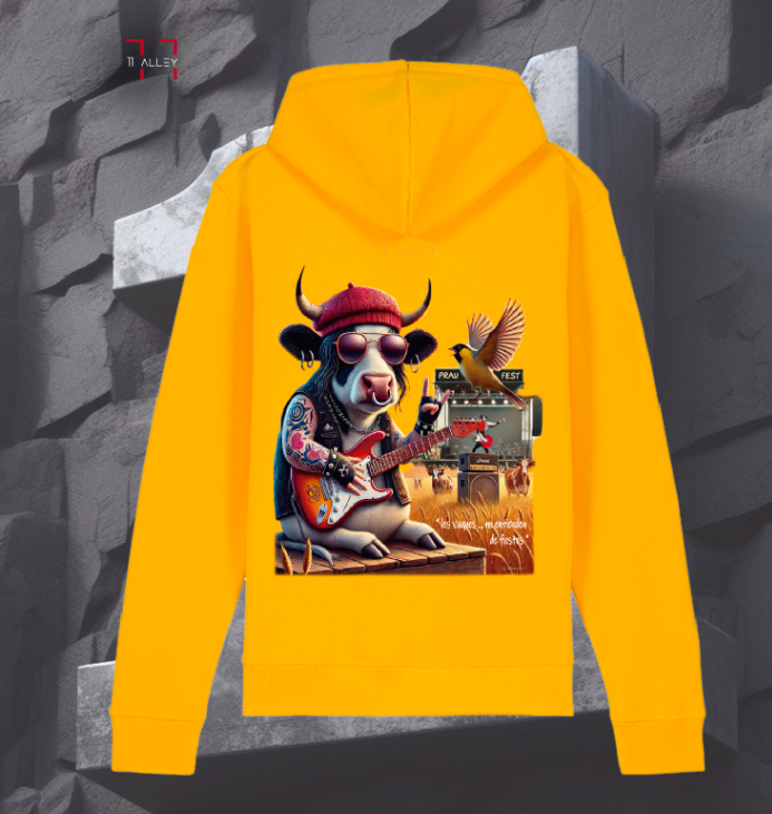 sudadera de algodón organico con bolso frontal impresa con una vaca de concierto